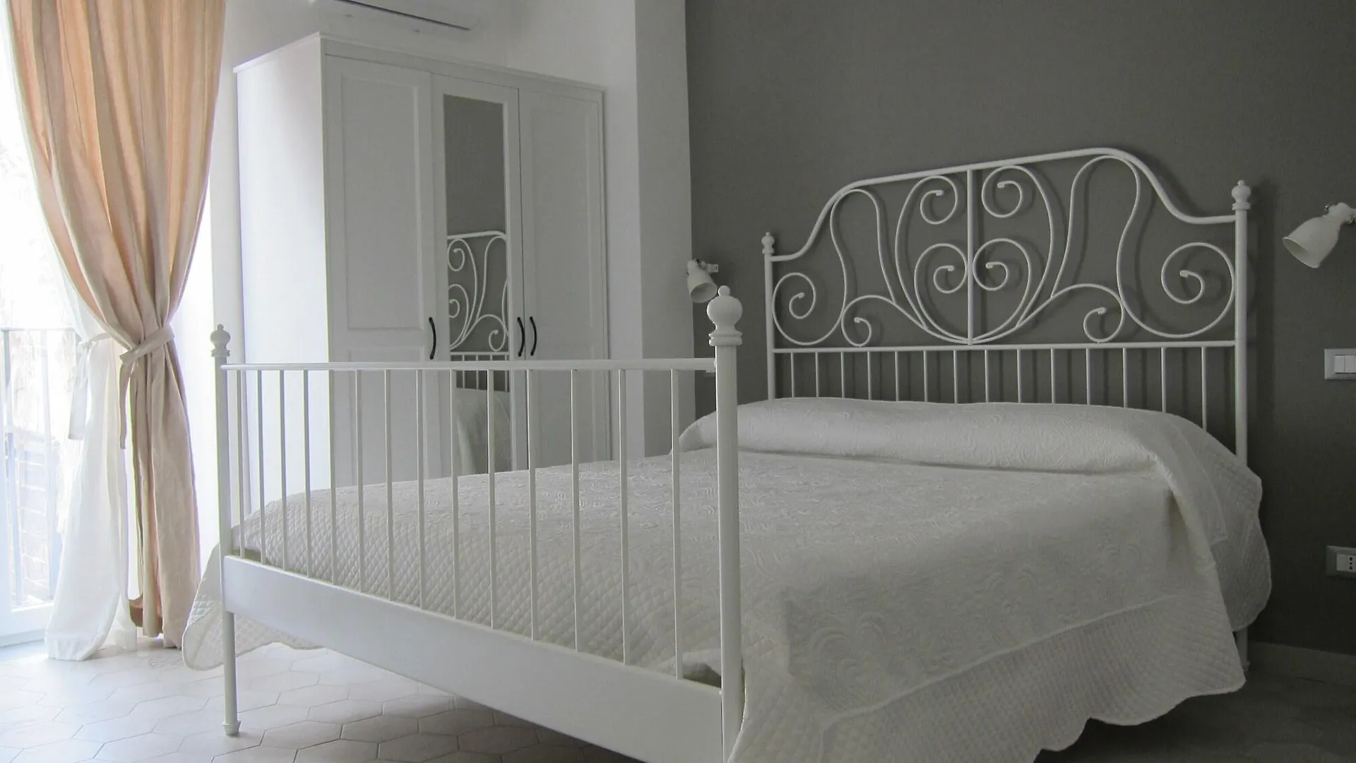 פלרמו Federico Secondo B&B
